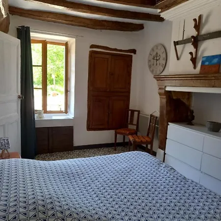 L'ecole Buissonniere Holiday home *