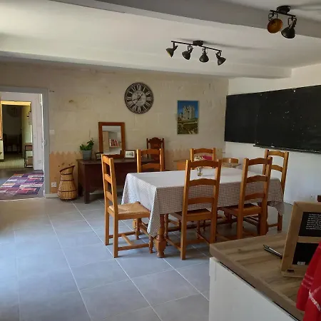 Holiday home L'ecole Buissonniere